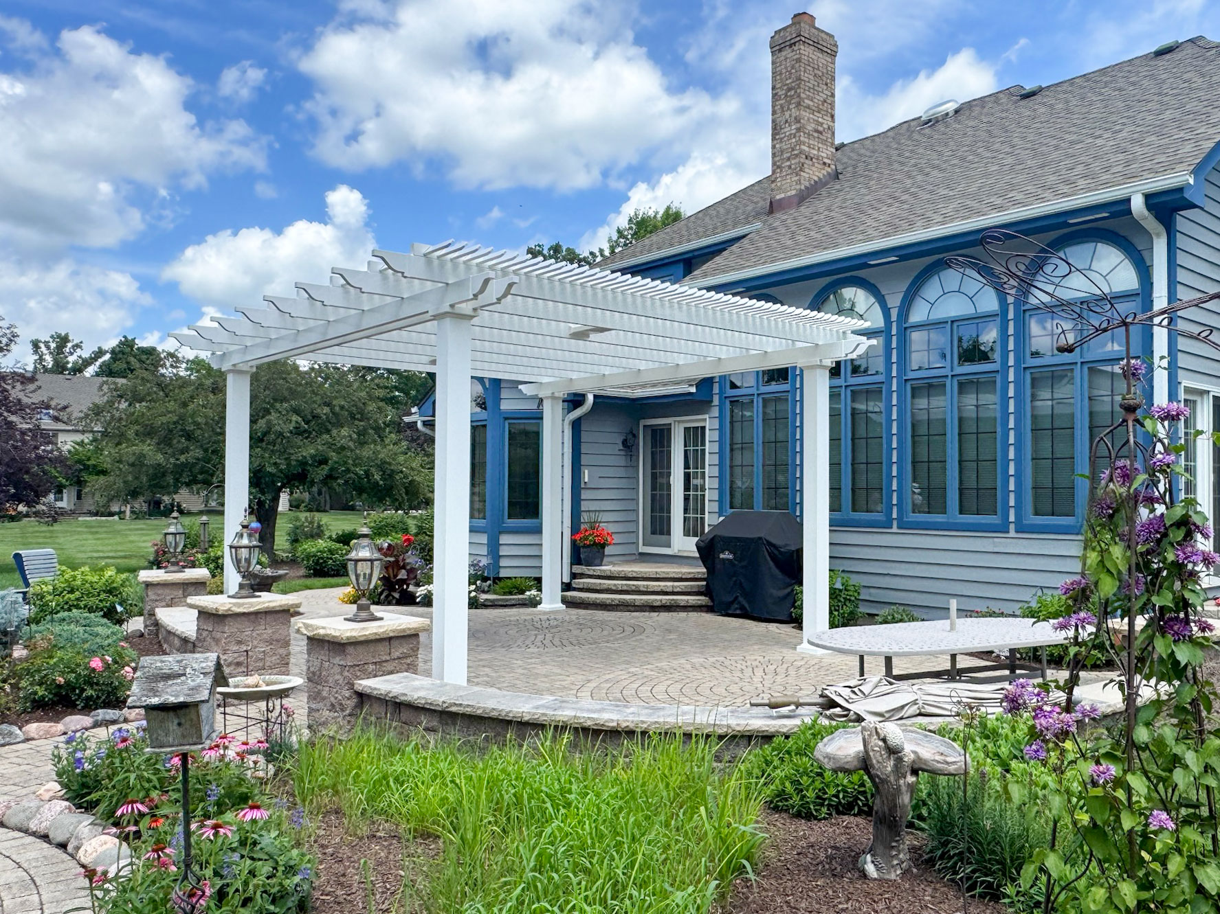 The Ultimate Guide to Stylish Vinyl Pergolas | Heartland Pergolas