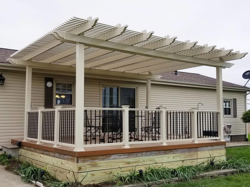 Deck pergola freestanding