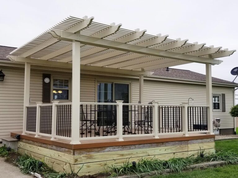 Deck pergola freestanding